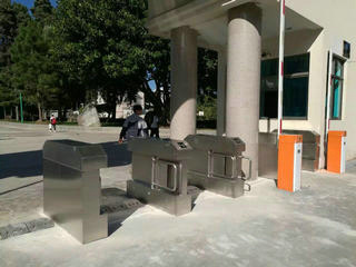 门禁人脸识别通道系统