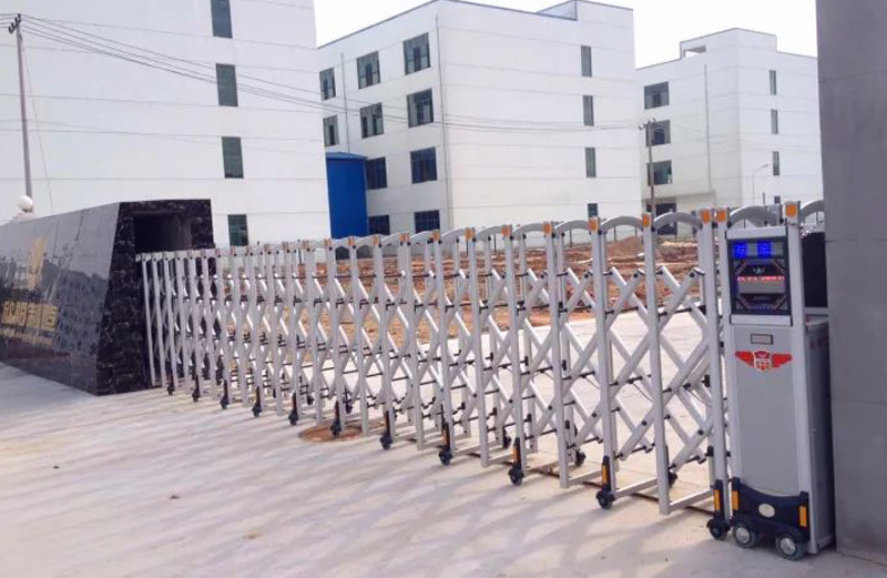 欣阳制造-枭龙806B